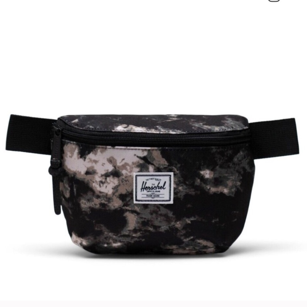Herschel Supply Co. Fourteen Classic Waist Pack NWT CAMO